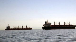 ۲ نفتکش سعودی مجبور به تغییر مسیر در دریای سرخ شدند ۲ نفتکش سعودی مجبور به تغییر مسیر در دریای سرخ شدند