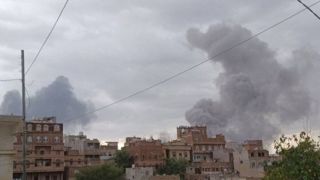 توقف پروازها و وقوع آتشسوزی در برخی تأسیسات عربستان در پی حمله یمن توقف پروازها و وقوع آتشسوزی در برخی تأسیسات عربستان در پی حمله یمن