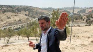 اسموتریچ: قصد داریم فلسطینی‌ها را از غزه و کرانه باختری بیرون کنیم