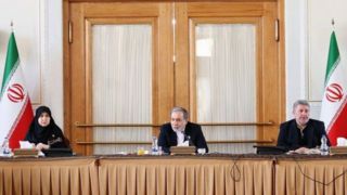 عراقچی: نقش رسانه‌ها در روایت دفاع مقدس ایرانیان بسیار کلیدی است