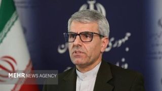 مدعی تبعیت از رسالت محمدی(ص)، رفتار حکومت خود را با همان معیارها بسنجد مدعی تبعیت از رسالت محمدی(ص)، رفتار حکومت خود را با همان معیارها بسنجد