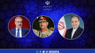 تماس تلفنی عراقچی با فرمانده ارتش پاکستان و وزیر خارجه ترکیه تماس تلفنی عراقچی با فرمانده ارتش پاکستان و وزیر خارجه ترکیه