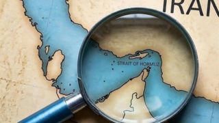والاستریتژورنال: اعراب در حال پذیرش کنترل ایران بر تنگه هرمز هستند والاستریتژورنال: اعراب در حال پذیرش کنترل ایران بر تنگه هرمز هستند