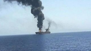 نیروهای مسلح یمن از هدف گیری یک کشتی حامل تجهیزات نظامی سعودی خبر دادند نیروهای مسلح یمن از هدف گیری یک کشتی حامل تجهیزات نظامی سعودی خبر دادند