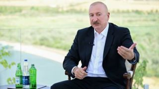 علیاف: کریدور زنگهزور و اتصال ریلی به ایران در اولویت باکو است علیاف: کریدور زنگهزور و اتصال ریلی به ایران در اولویت باکو است