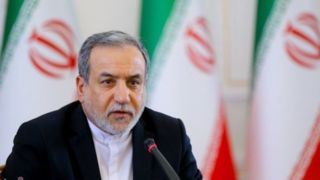 عراقچی خطاب به مقامات آمریکایی: مراقب اخبار و اطلاعات جعلی باشید عراقچی خطاب به مقامات آمریکایی: مراقب اخبار و اطلاعات جعلی باشید