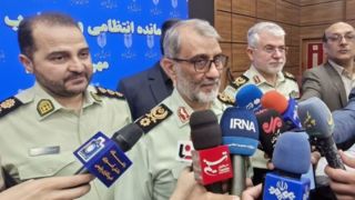 سردار رضایی: برخورد با قاچاقچیان و دارندگان سلاح غیرمجاز جدیتر میشود سردار رضایی: برخورد با قاچاقچیان و دارندگان سلاح غیرمجاز جدیتر میشود