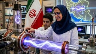 «پلاسما»؛ معجزه علمی قرن ۲۱ در دستان متخصصان ایرانی «پلاسما»؛ معجزه علمی قرن ۲۱ در دستان متخصصان ایرانی