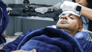 کاشت مو از چه زمانی تصمیم درستی است؟ سن مناسب، فصل بهتر و آزمایش‌هایی که نباید نادیده گرفت
