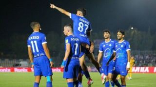 پرواز استقلال با سهراب / سپاهان به دیگر مدعی هم باخت پرواز استقلال با سهراب / سپاهان به دیگر مدعی هم باخت