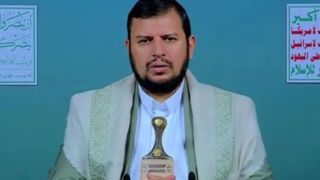رهبر انصارالله: در کنار جمهوری اسلامی ایران ایستاده‌ایم