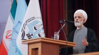 انصاری: جای تأسف است برخی هملباس من به مذاکرهکنندگان تهمت میزنند انصاری: جای تأسف است برخی هملباس من به مذاکرهکنندگان تهمت میزنند