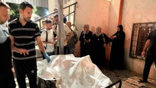 شمار شهدای غزه به ۷۳هزار و ۴۴۹ نفر رسید شمار شهدای غزه به ۷۳هزار و ۴۴۹ نفر رسید