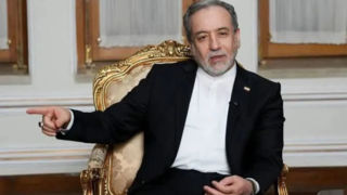 عراقچی، نتانیاهو را مار هفت خط خطاب کرد عراقچی، نتانیاهو را مار هفت خط خطاب کرد