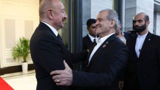 پزشکیان و علی‌اف دیدار کردند