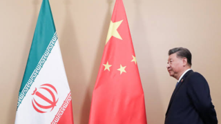 چرا چین از تحریمها علیه ایران تبعیت نمیکند؟ چرا چین از تحریمها علیه ایران تبعیت نمیکند؟