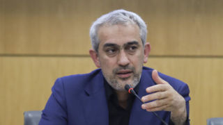 وزیر اقتصاد خطاب به وزیر خزانه‌داری آمریکا: در جنگ اقتصادی به اهداف خود نمی‌رسید
