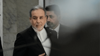 سؤال از عراقچی درباره توافق عمان و تفاهم با آمریکا به صحن مجلس رفت