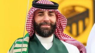  عربستان بنزما را زندانی کرد!