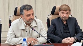 خاندوزی رئیس کارگروه بررسی اقتصادی دفتر رهبر انقلاب شد خاندوزی رئیس کارگروه بررسی اقتصادی دفتر رهبر انقلاب شد