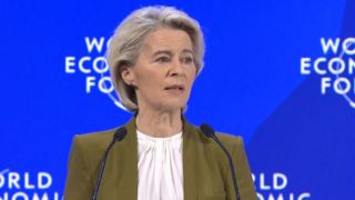 فوندرلاین: جنگ علیه ایران ۹۰ میلیارد یورو هزینه اضافی روی دست اروپا گذاشت فوندرلاین: جنگ علیه ایران ۹۰ میلیارد یورو هزینه اضافی روی دست اروپا گذاشت