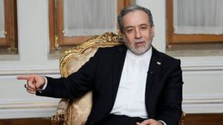 عراقچی: در خاورمیانه، امنیت پایدار نمیتواند از بیرون منطقه دیکته شود عراقچی: در خاورمیانه، امنیت پایدار نمیتواند از بیرون منطقه دیکته شود