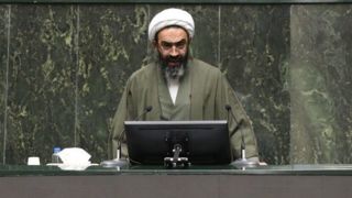 تذکر حجتالاسلام نقدعلی به عراقچی و معاون پزشکیان تذکر حجتالاسلام نقدعلی به عراقچی و معاون پزشکیان