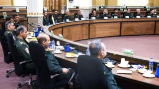 عکس| حضور پزشکیان در جمع فرماندهان نیروی انتظامی