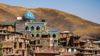کنگ، روستایی پلکانی در دل کوههای بینالود کنگ، روستایی پلکانی در دل کوههای بینالود
