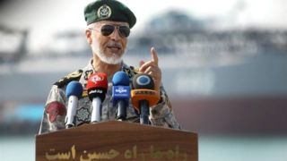 سیاری: تلاش کشورها برای تأمین بنزین گویای بسته بودن کامل تنگه هرمز است سیاری: تلاش کشورها برای تأمین بنزین گویای بسته بودن کامل تنگه هرمز است