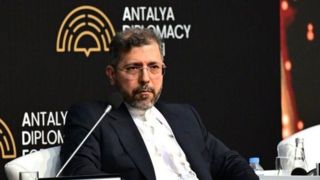 خطیبزاده: ایران برای هر سناریویی آماده است/ حزبالله لبنان مستقل تصمیم میگیرد خطیبزاده: ایران برای هر سناریویی آماده است/ حزبالله لبنان مستقل تصمیم میگیرد