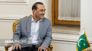 فرمانده ارتش پاکستان فردا به تهران میآید فرمانده ارتش پاکستان فردا به تهران میآید