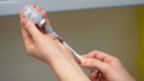 چه گروه‌هایی باید دُز یادآور واکسن کرونا را تزریق کنند؟  